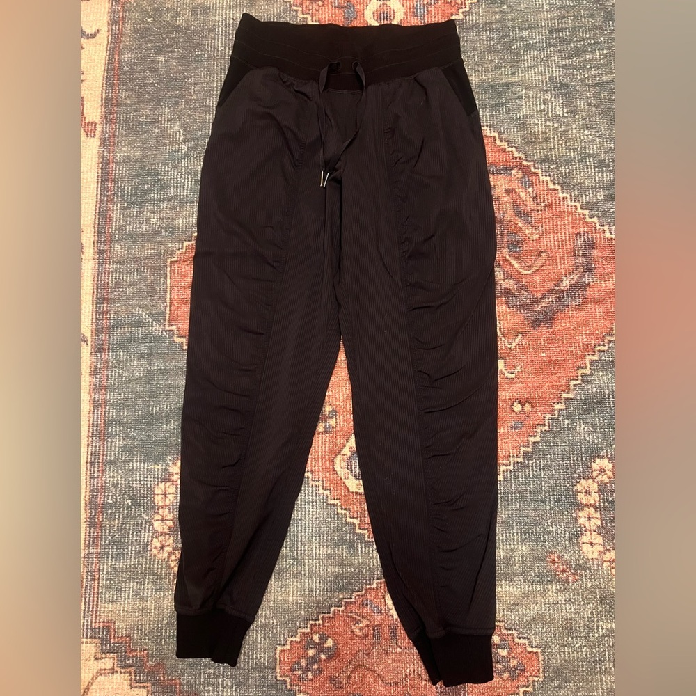 Lululemon joggers